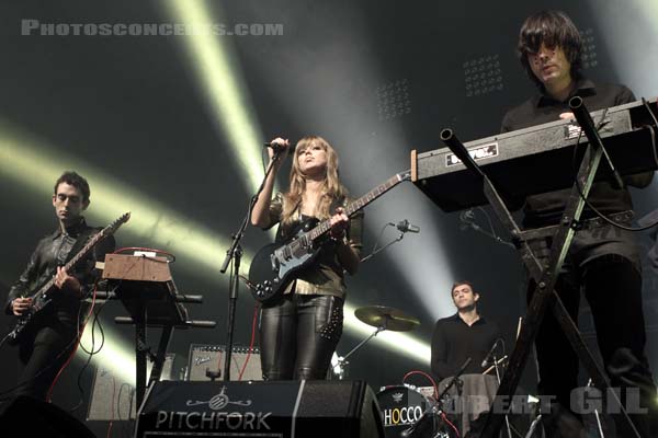 CHROMATICS - 2012-11-02 - PARIS - Grande Halle de La Villette - 